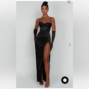 Babyboo Fashion NWT - Alora- Elegant Black Maxi Dress with High Slit